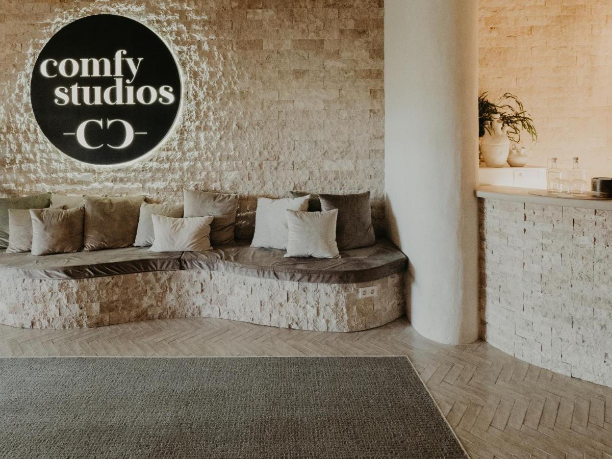בנאלמדנה Comfy Studios מראה חיצוני תמונה
